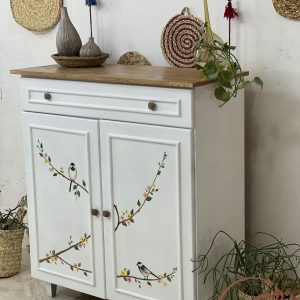 جاکفشی چوبی سفید