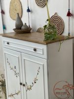 جاکفشی چوبی سفید