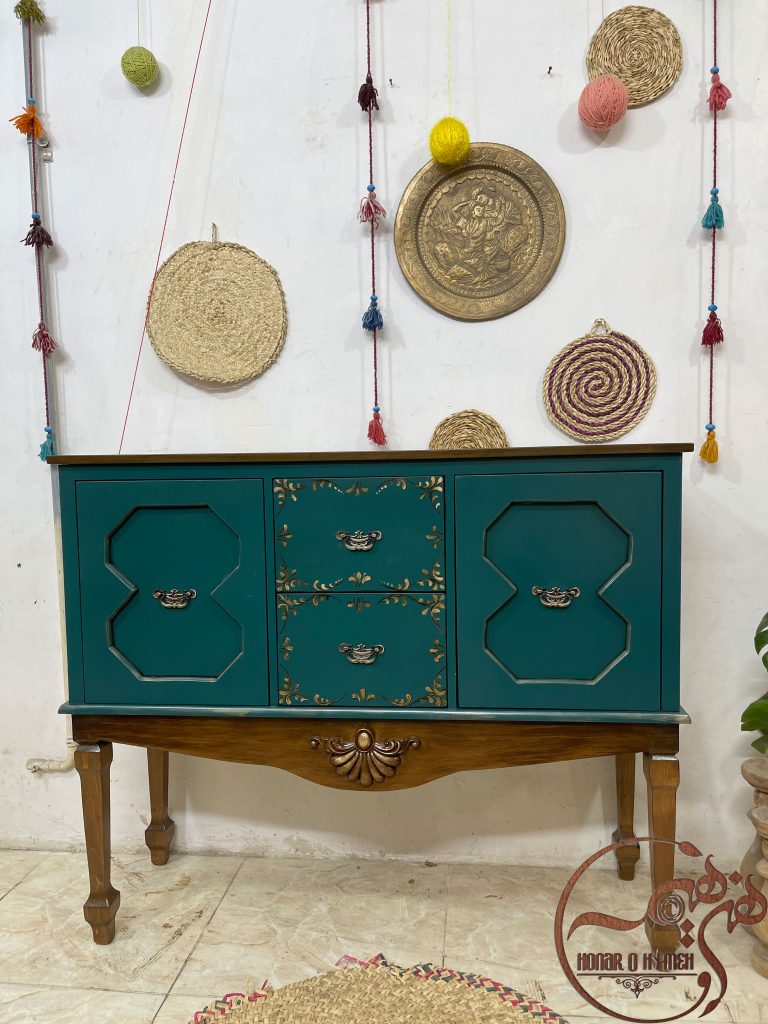 کنسول چوبی سبز