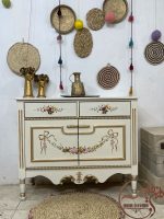 کنسول نچوبی نقاشی شده