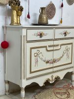 کنسول چوبی نقاشی شده