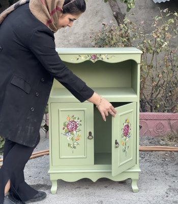 کنار سالنی سبز