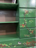 کتابخانه چوبی سبز هنری