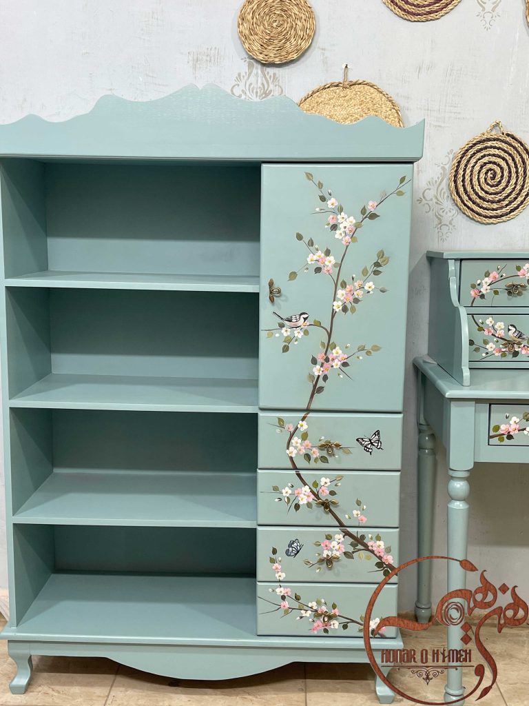 کتابخانه چوبی ساده و شیک