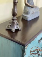 کنسول چوبی فیروزه ای