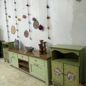 ست میز تلویزیون و کنار سالنی