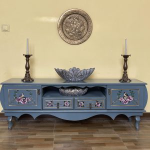 میز تیوی چوبی کلاسیک