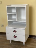 پاتختی چوبی سفید