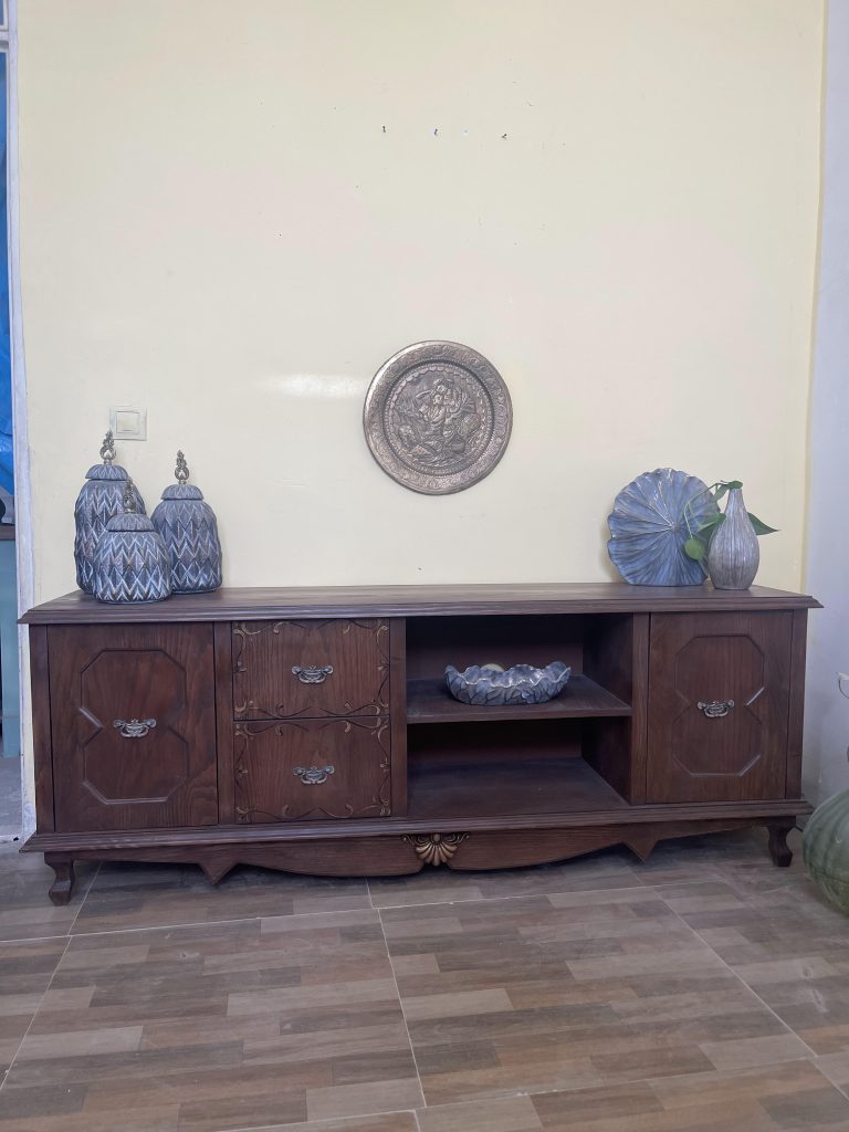 میز تلویزیون چوبی ساده