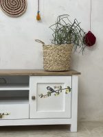 میز تیوی سفید