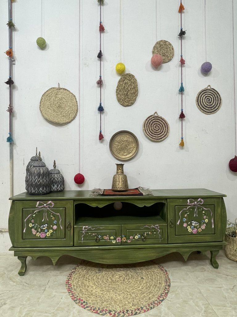 میز تیوی چوبی سبز