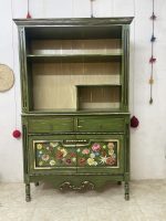 بوفه چوبی سبز نقاشی شده