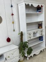 ست چوبی سفید