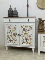 جاکفشی چوبی سفید