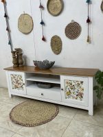 میز تلویزیون خاص