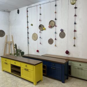 میز تیوی چوبی رنگی