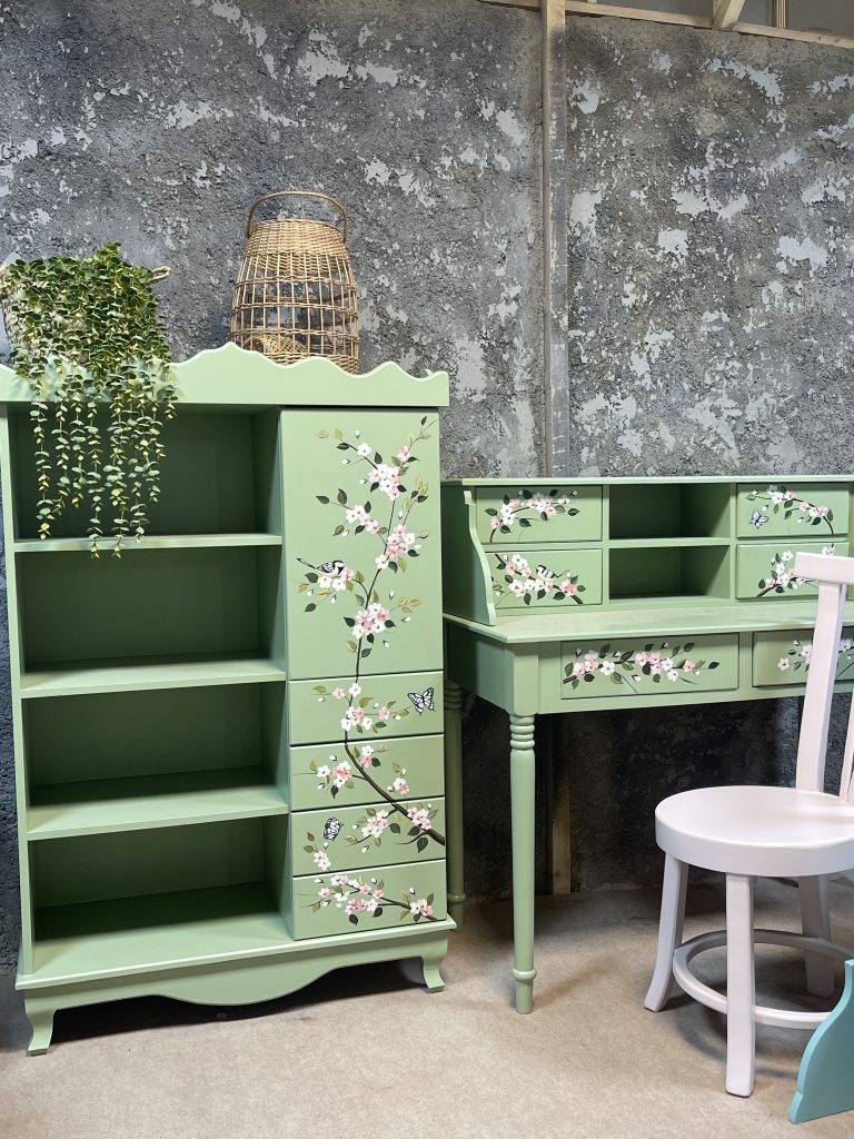 ست میز تحریر و کتابخانه