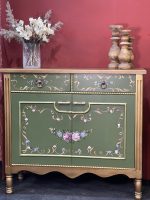 کنسول چوبی سبز سلطنتی