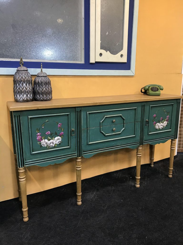 کنسول چوبی سلطنتی