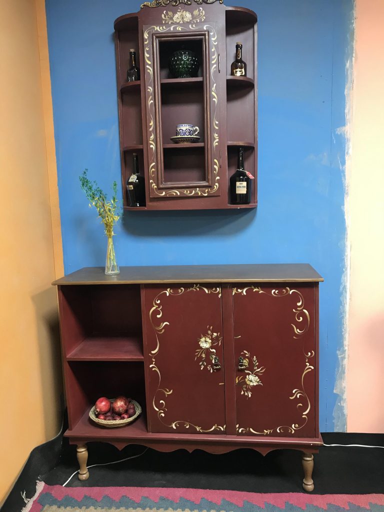 کنسول و شلف جوبی