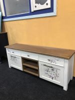 میز تیوی چوبی کلاسیک