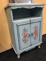 کنار سالنی چوبی شیک