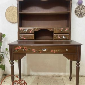 میز تحریر چوبی