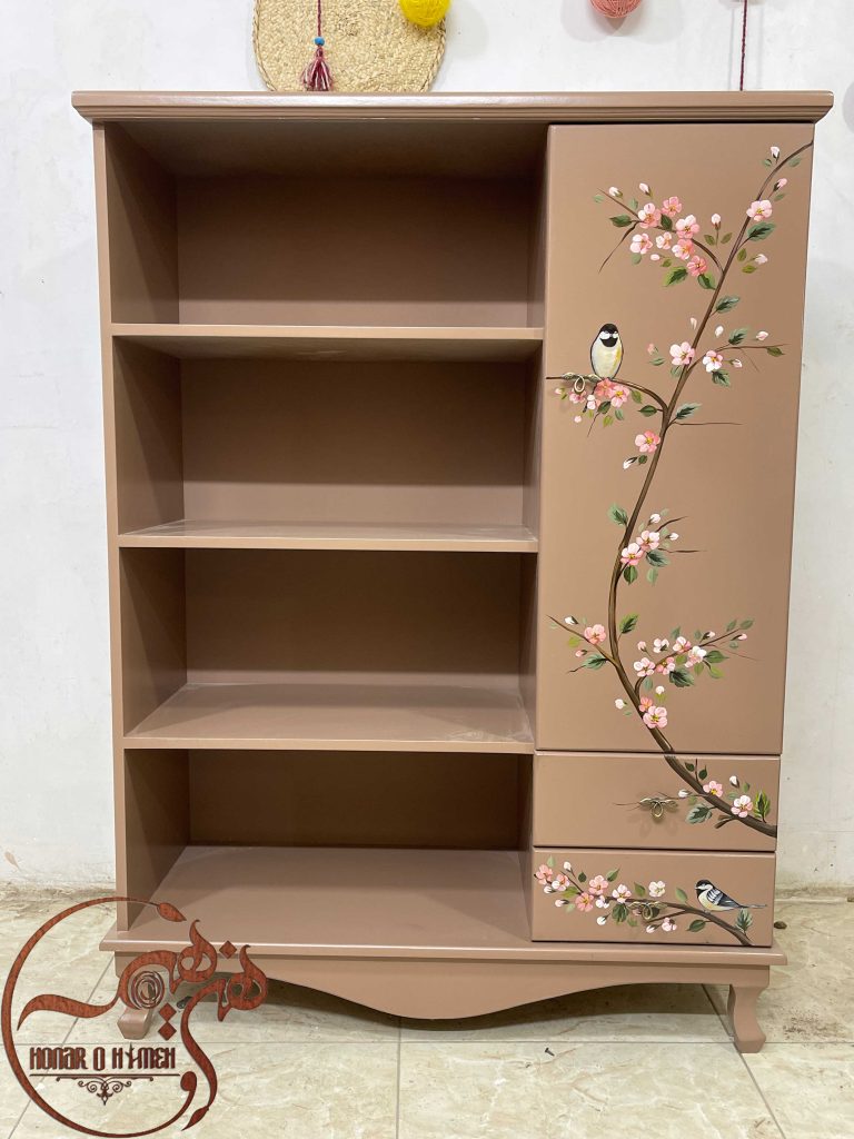 کتابخانه چوبی ساده و شیک