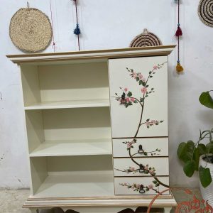 کتابخانه چوبی ساده و شیک