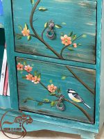 کتابخانه چوبی ساده و شیک