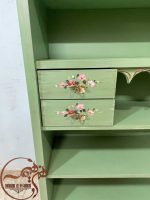 کتابخانه چوبی ساده و شیک