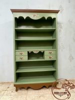 کتابخانه چوبی ساده و شیک