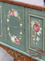 کنسول چوبی سبز