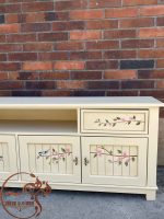 میز تیوی لاکچری