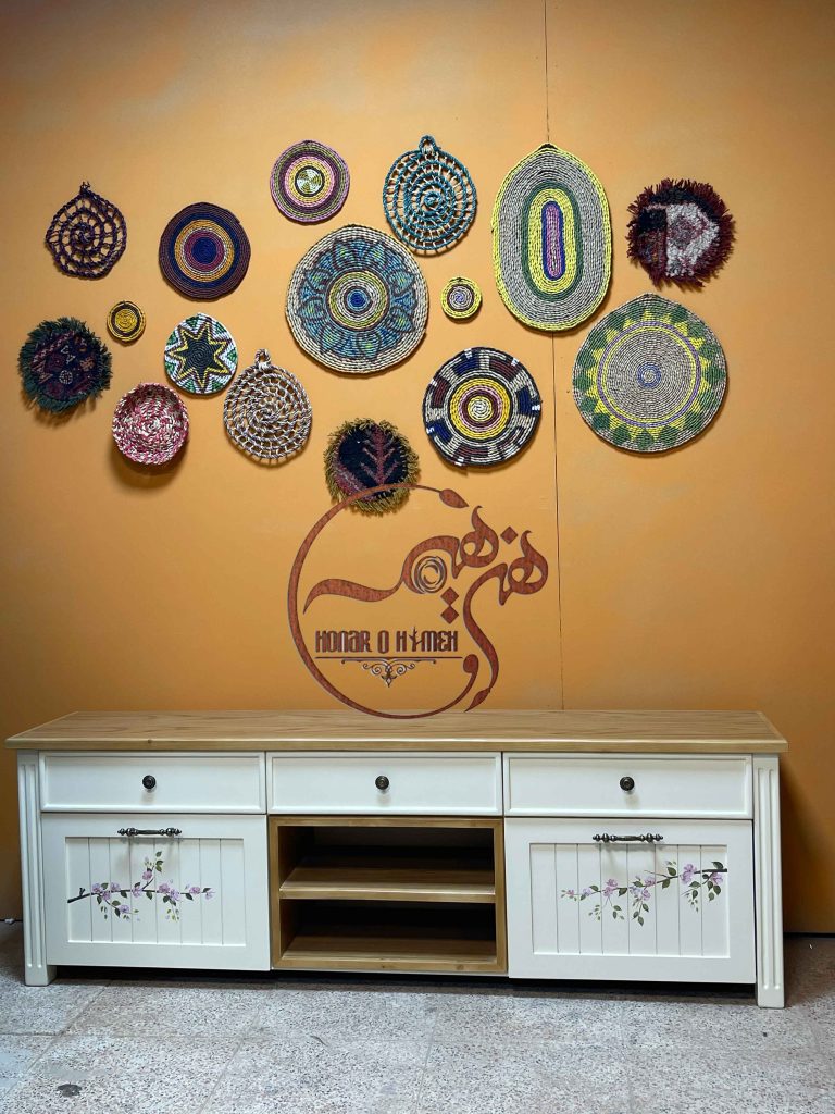 میز تلویزیون لاکچری