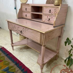 میز تحریر مدرن