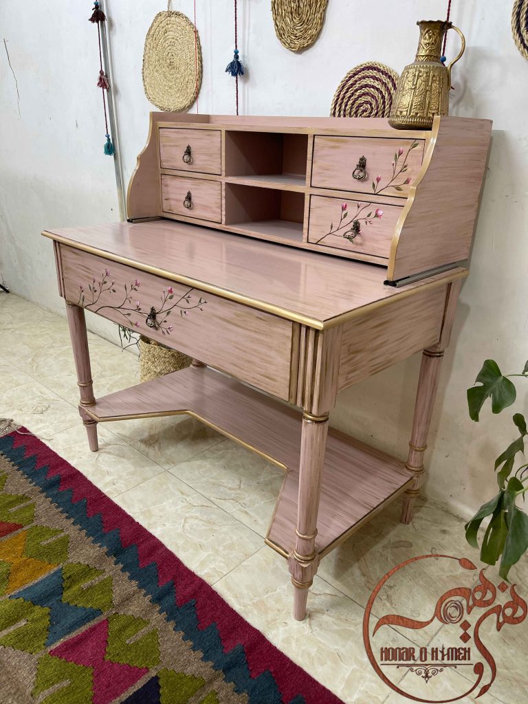 میز تحریر مدرن