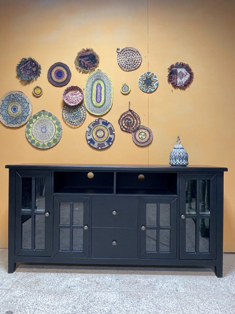 میز تیوی لاکچری