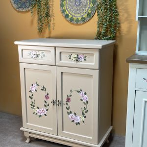 جاکفشی آپارتمانی