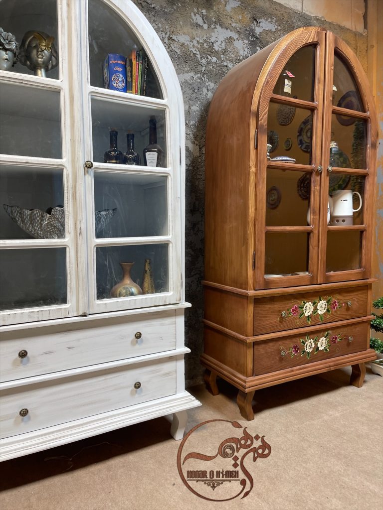 کتابخانه ویترینی چوبی