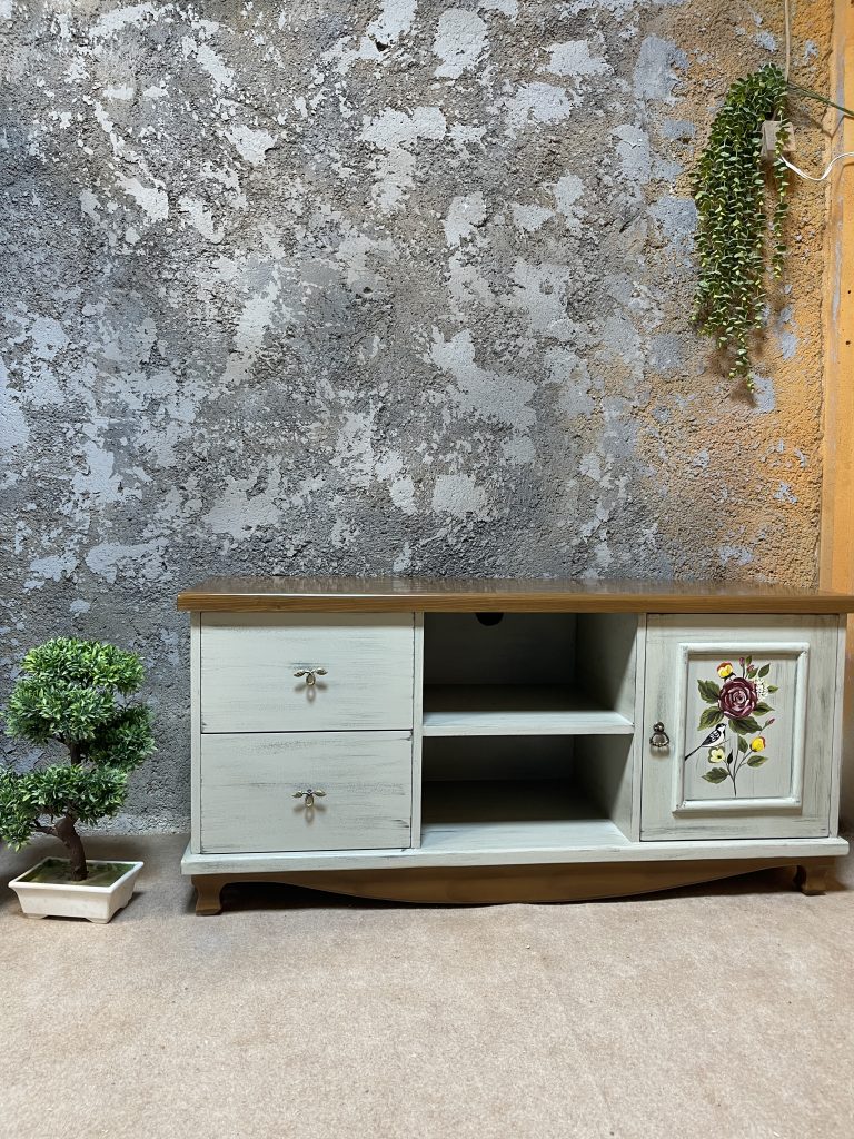 میز تیوی لاکچری