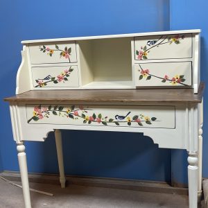 میز تحریر چوبی