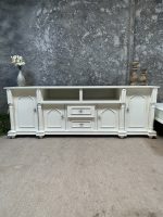 میز تلویزیون لاکچری