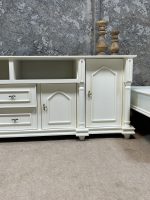 میز تلویزیون لاکچری