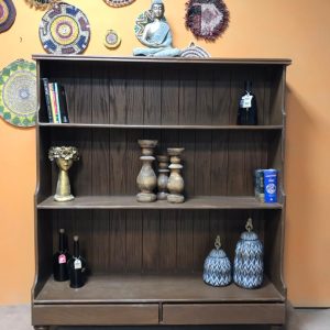 کتابخانه چوبی