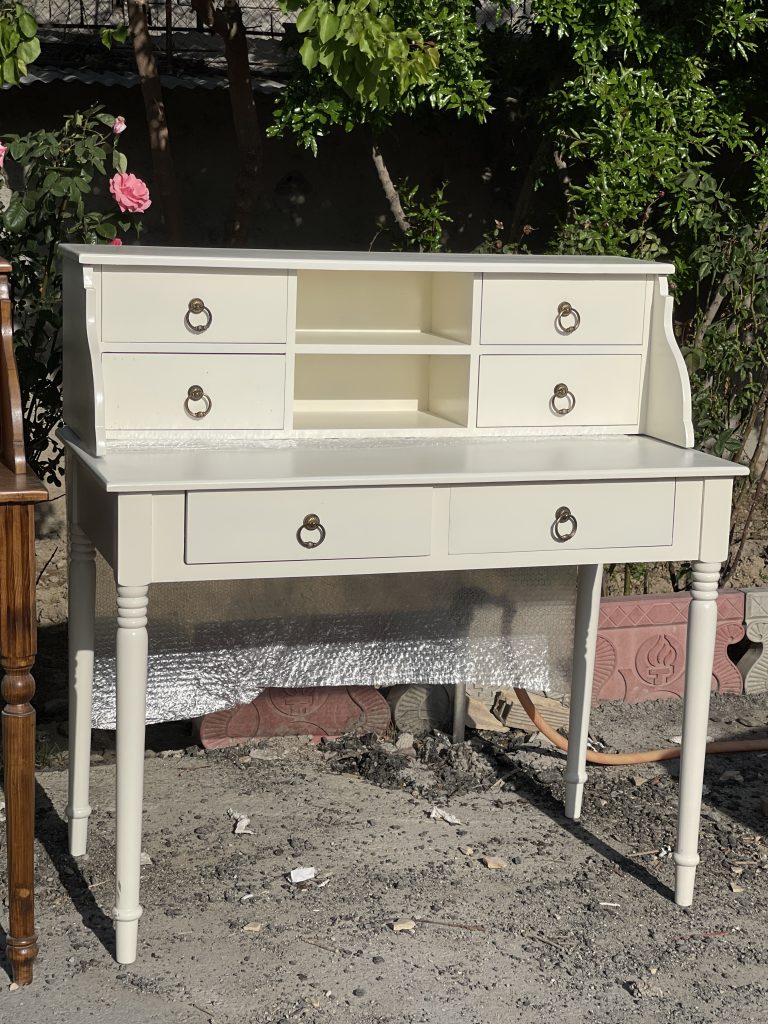 میز تحریر دخترانه