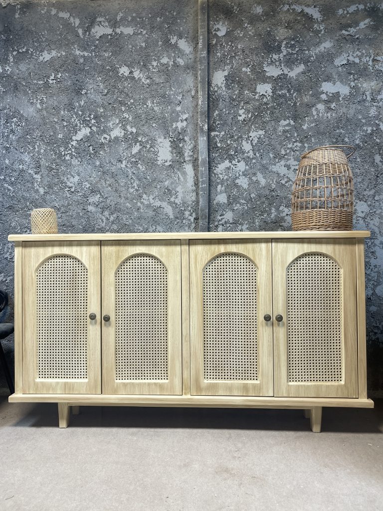 کنسول چوبی حصیری