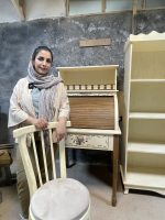 میز تحریر چوبی