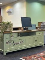 میز تلویزیون لاکچری