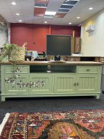 میز تلویزیون لاکچری